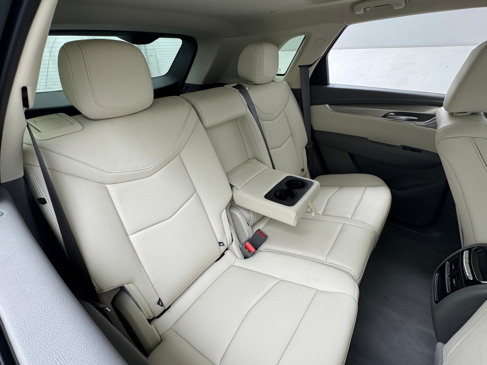 Thumbnail: 2023 Cadillac XT5 - 5
