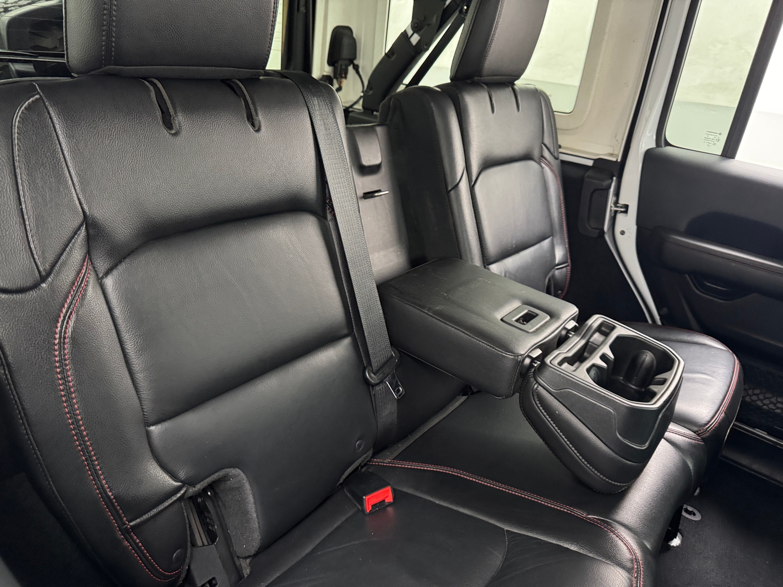 Thumbnail: 2018 Jeep Wrangler - 5