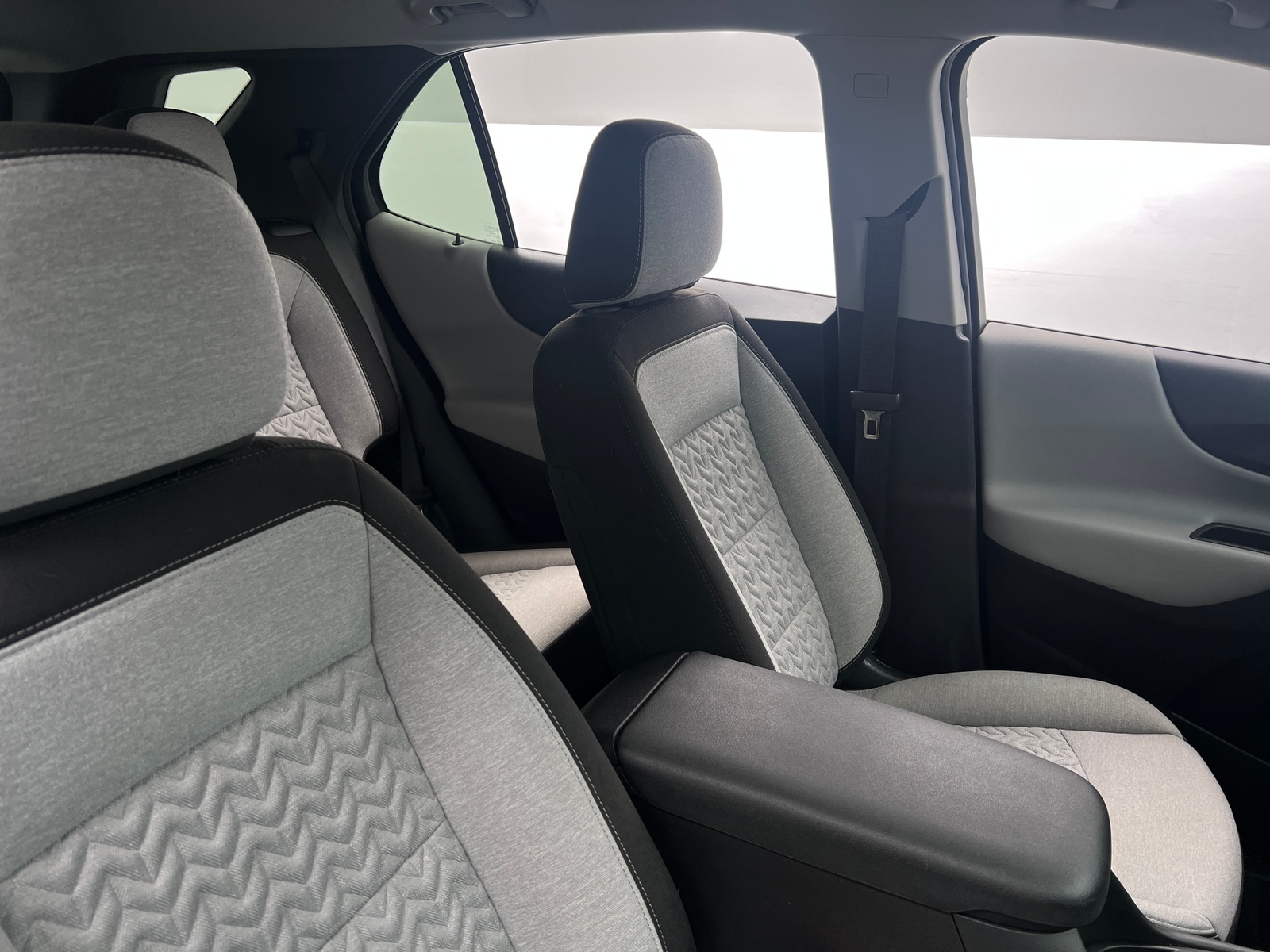 Thumbnail: 2023 Chevrolet Equinox - 2