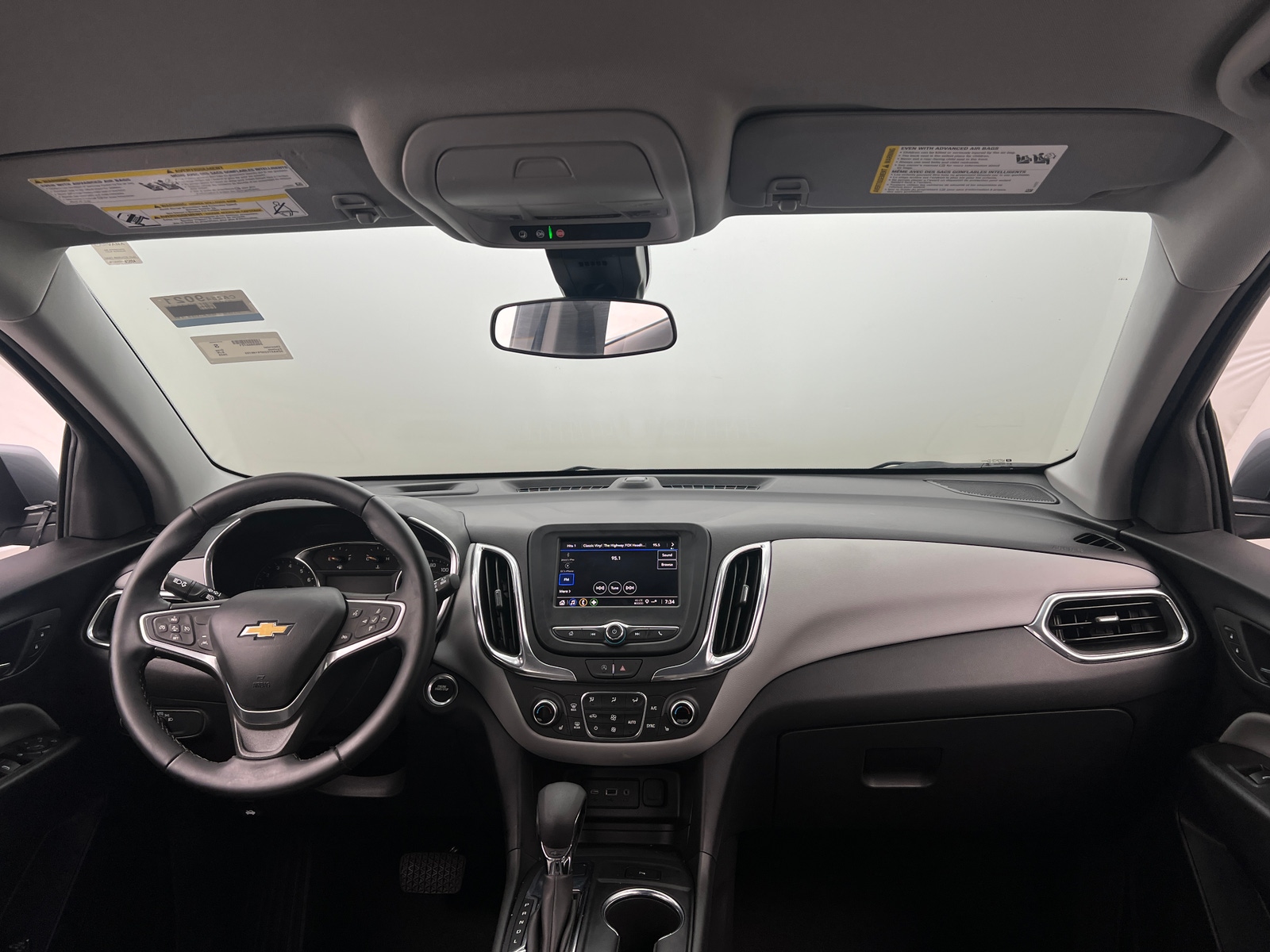 Thumbnail: 2023 Chevrolet Equinox - 3