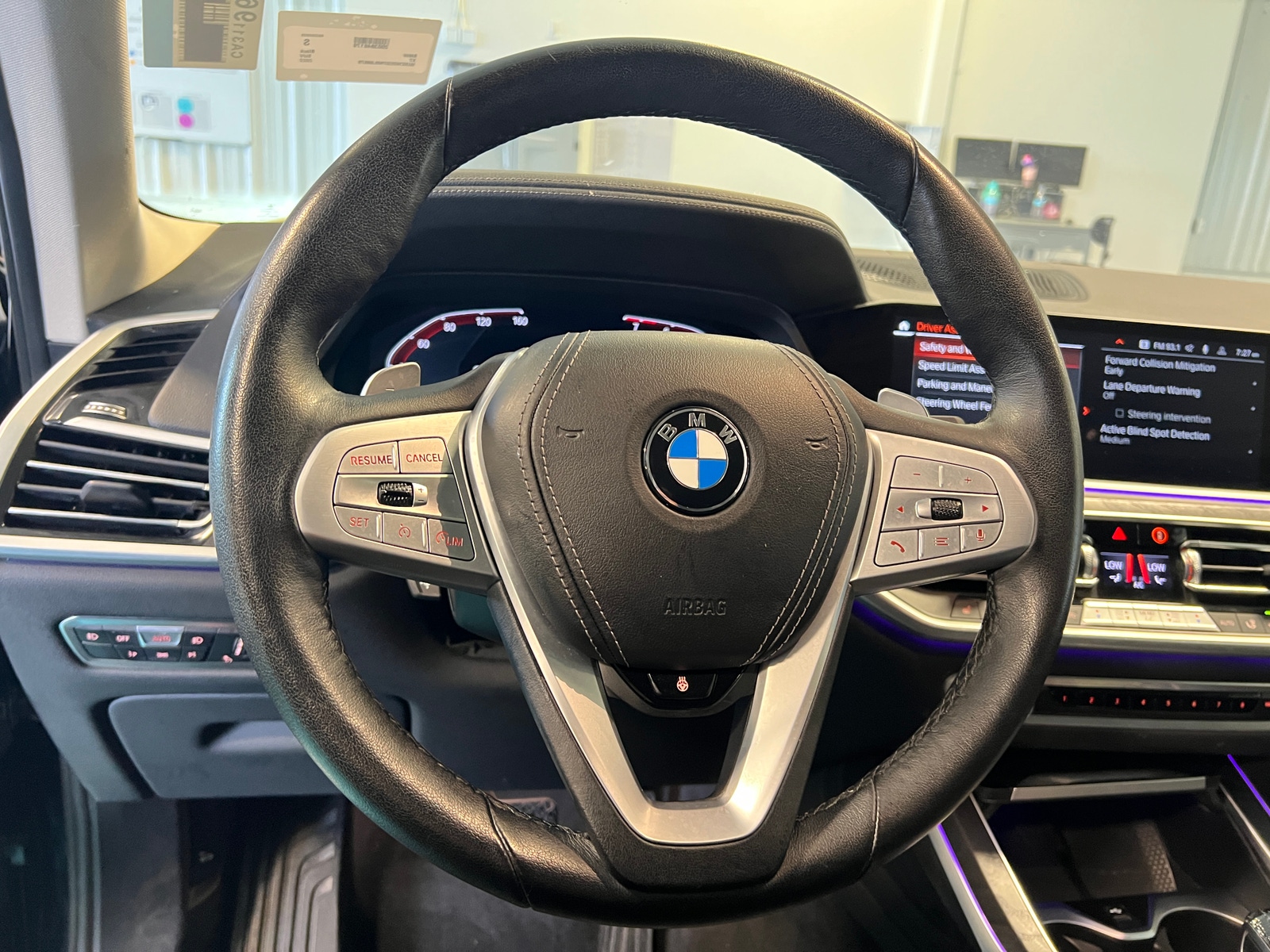 Thumbnail: 2022 BMW X7 - 4