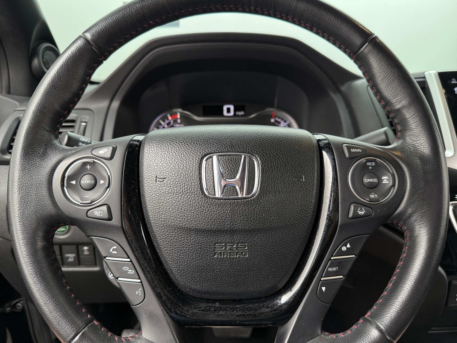 Thumbnail: 2018 Honda Ridgeline - 4
