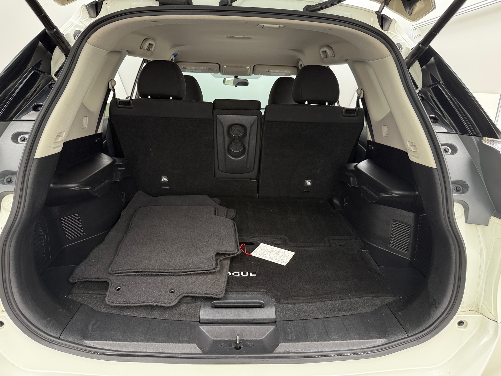 Thumbnail: 2015 Nissan Rogue - 7