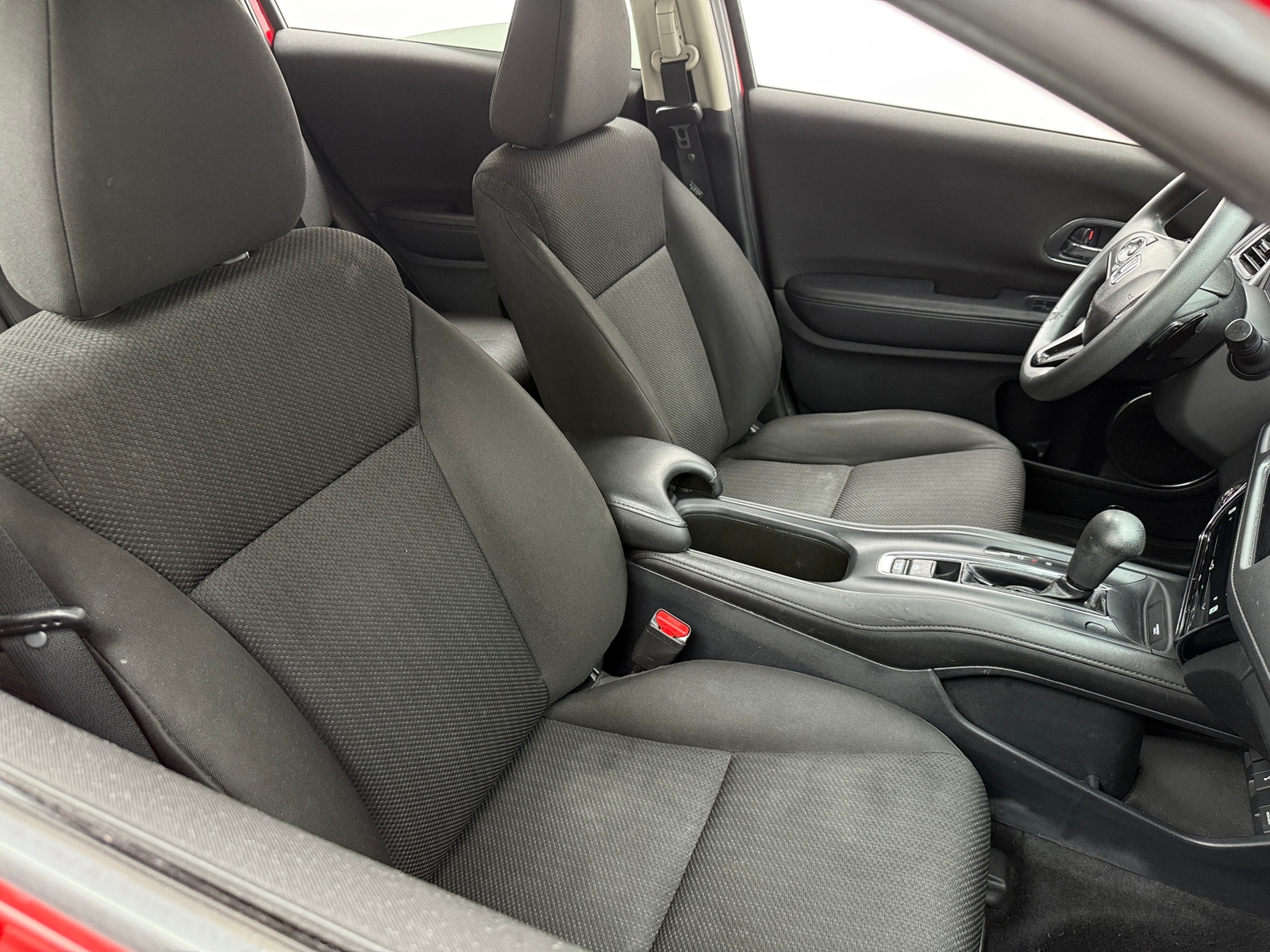 Thumbnail: 2016 Honda HR-V - 2