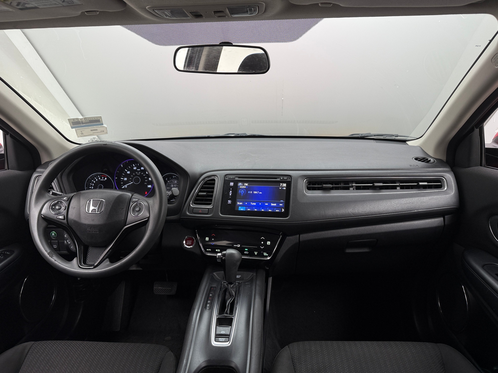 Thumbnail: 2016 Honda HR-V - 3