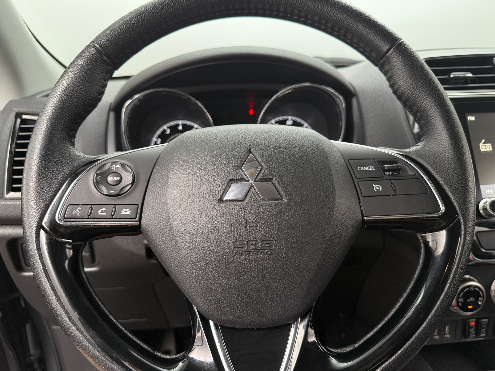 Thumbnail: 2023 Mitsubishi Outlander Sport - 4