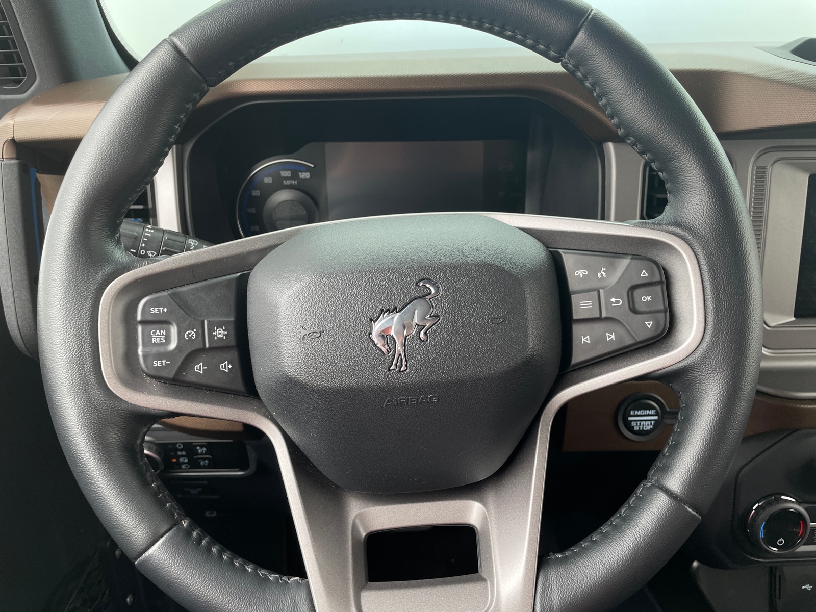Thumbnail: 2023 Ford Bronco - 5