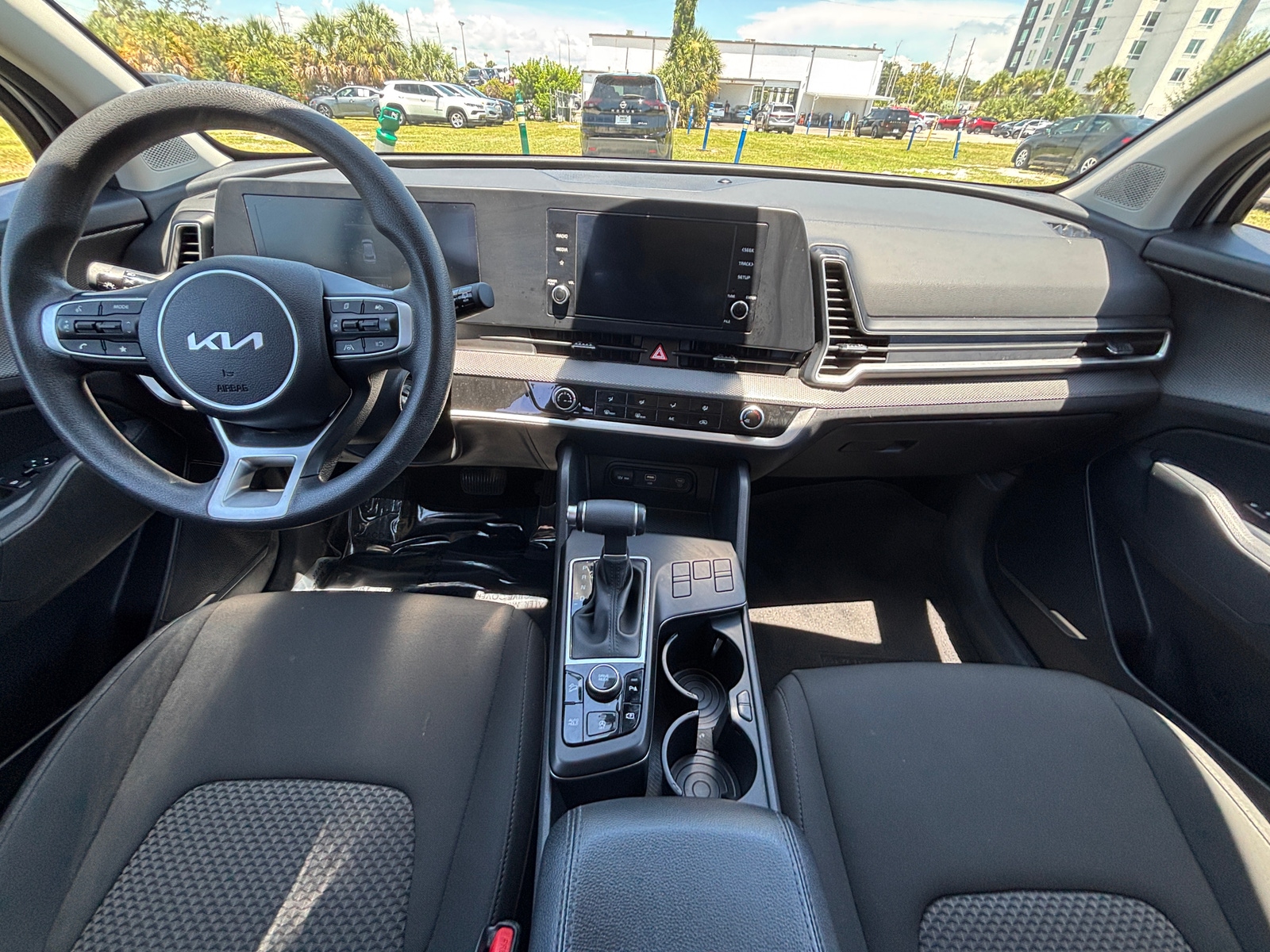 Thumbnail: 2024 Kia Sportage - 3