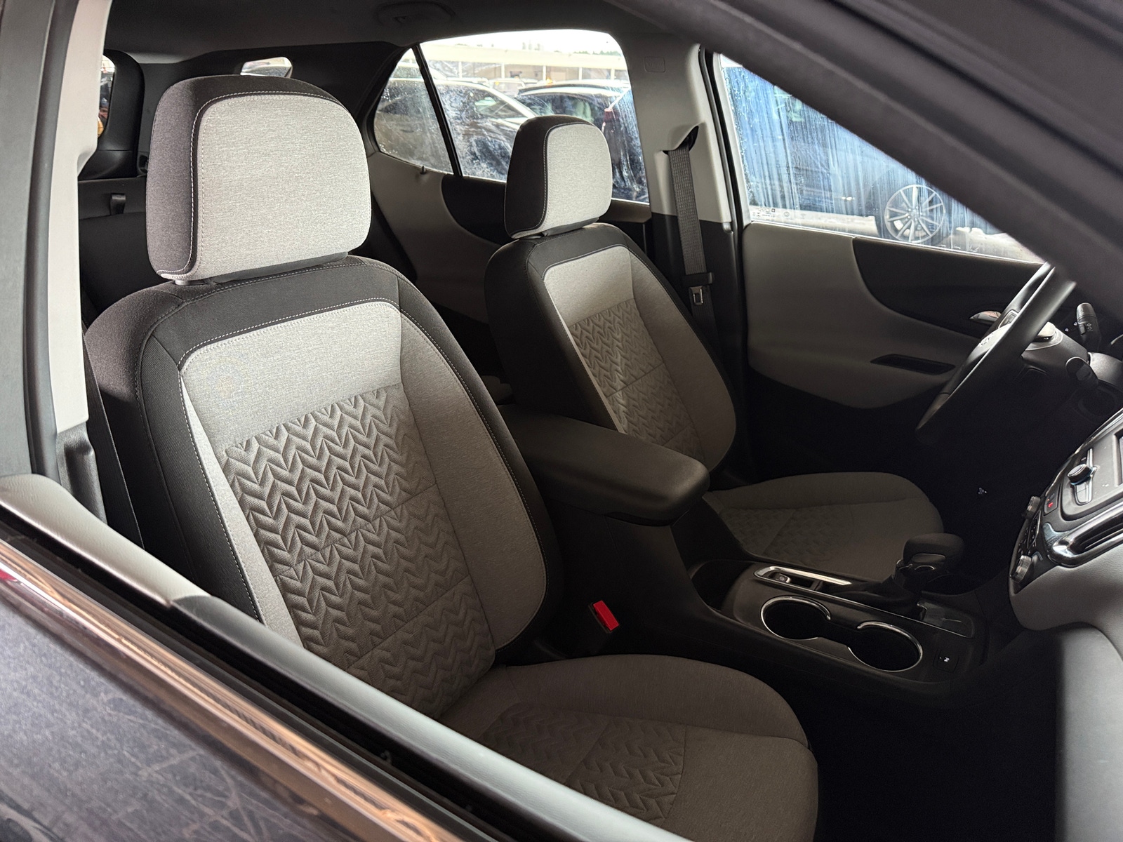 Thumbnail: 2023 Chevrolet Equinox - 2