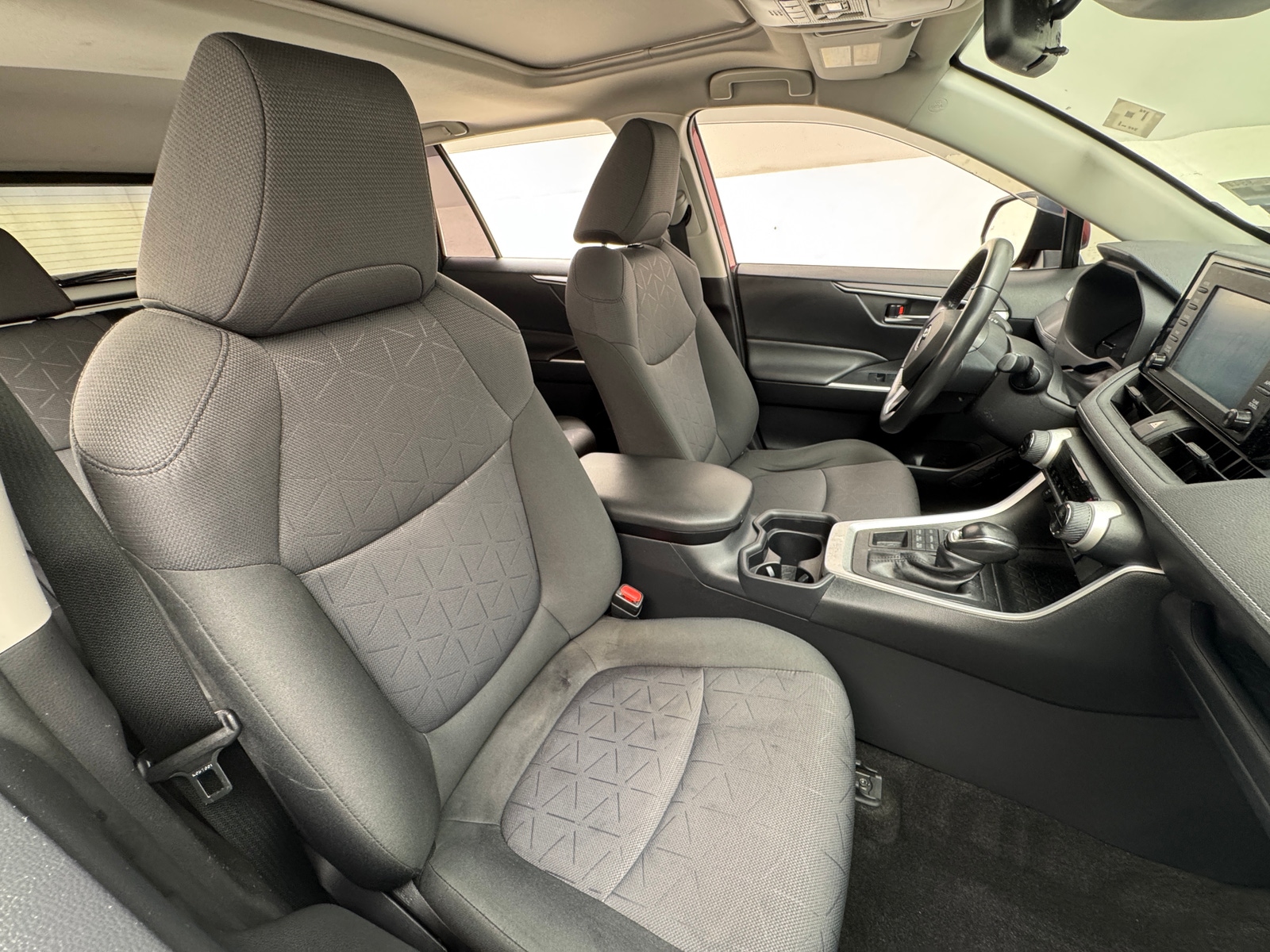 Thumbnail: 2019 Toyota RAV4 - 2