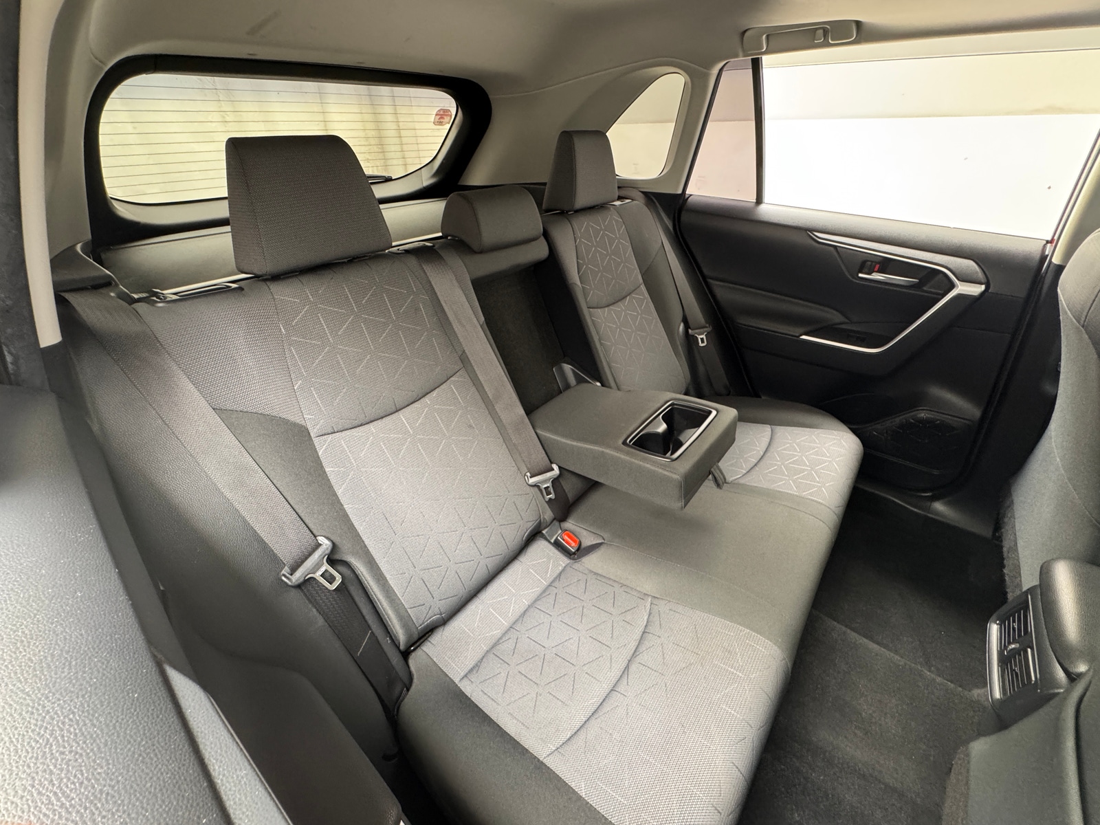 Thumbnail: 2019 Toyota RAV4 - 6