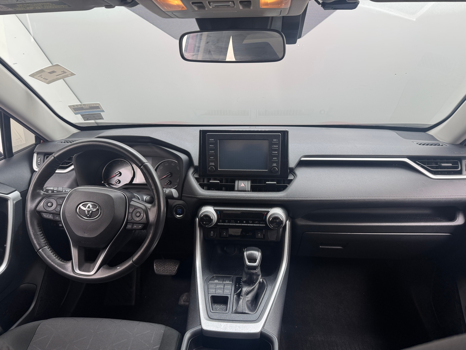 Thumbnail: 2019 Toyota RAV4 - 3
