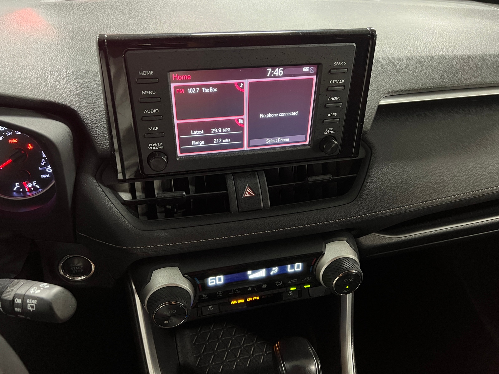 Thumbnail: 2019 Toyota RAV4 - 4