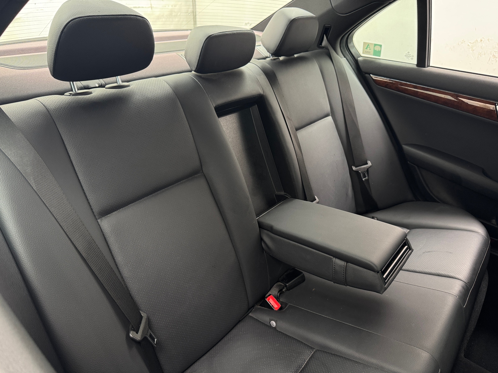 Thumbnail: 2011 Mercedes-Benz C-Class - 5