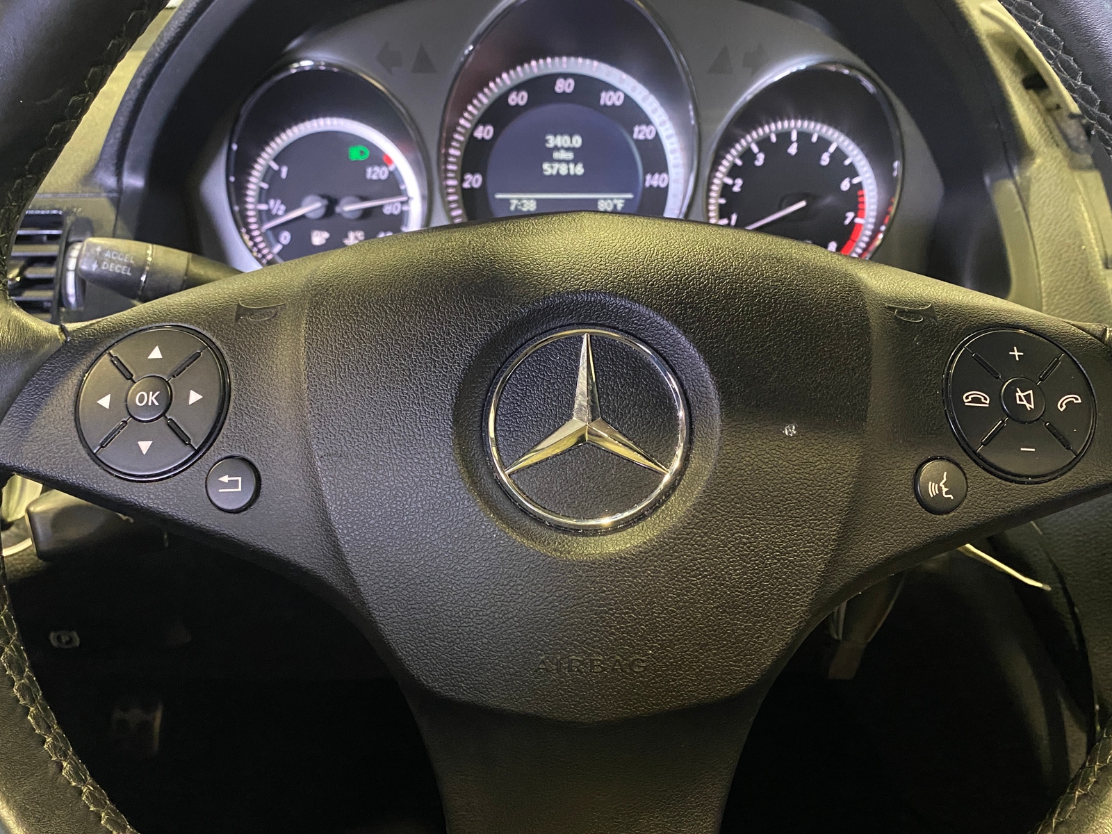 Thumbnail: 2011 Mercedes-Benz C-Class - 4