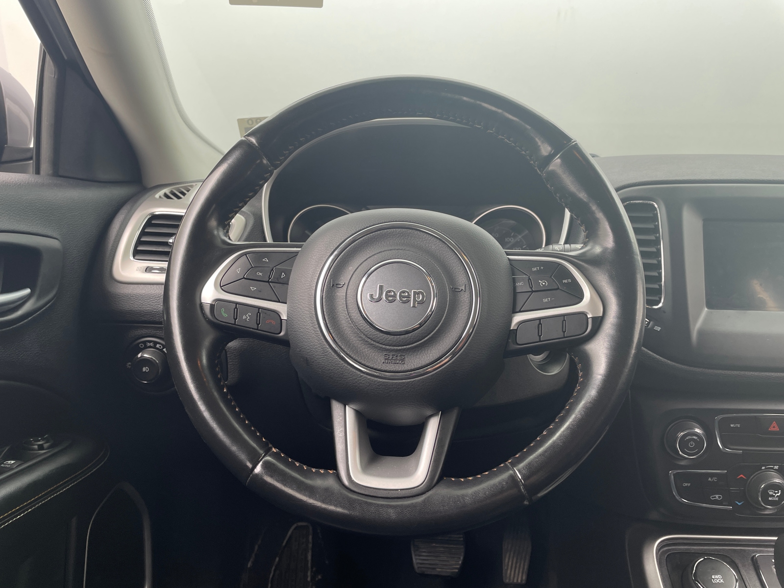 Thumbnail: 2020 Jeep Compass - 4