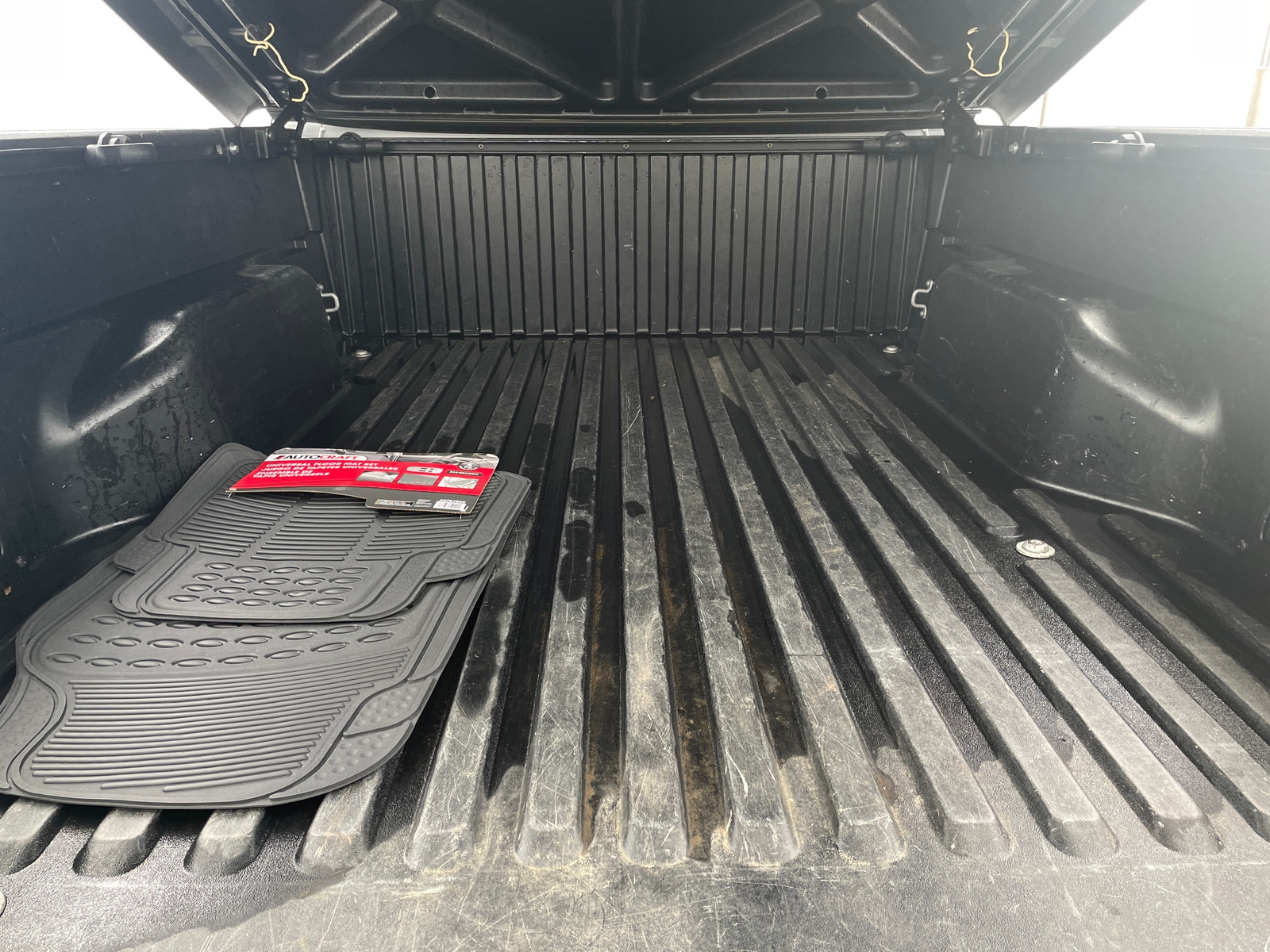 Thumbnail: 2014 Toyota Tacoma - 6
