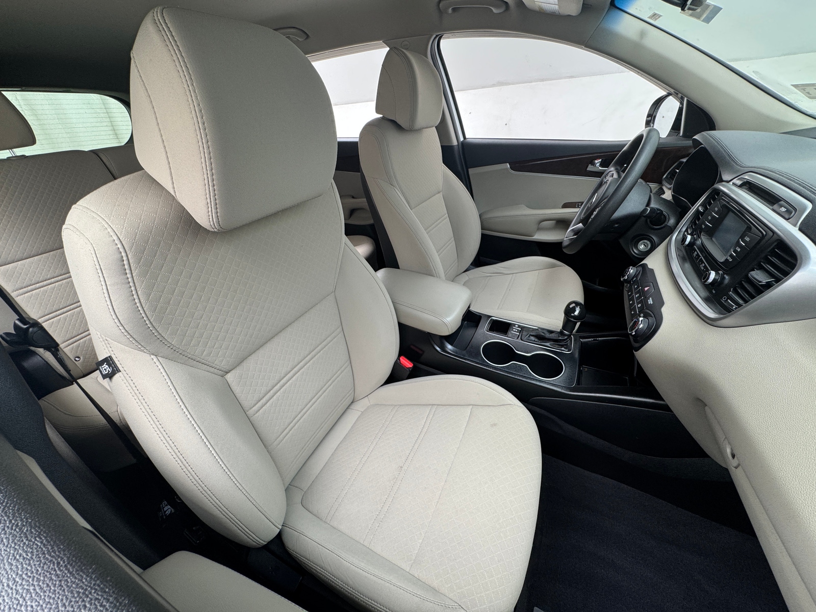 Thumbnail: 2017 Kia Sorento - 2