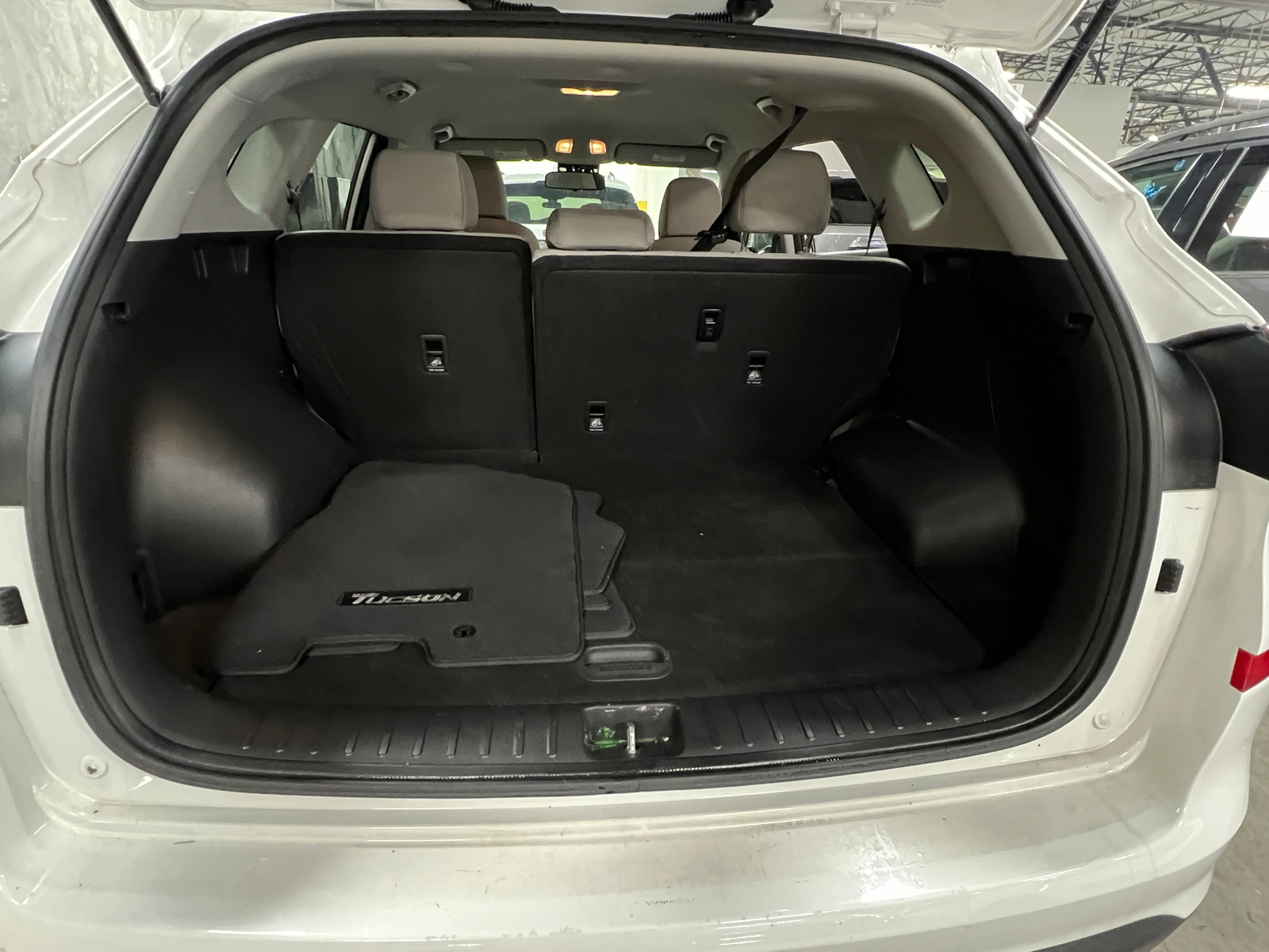 Thumbnail: 2019 Hyundai Tucson - 7