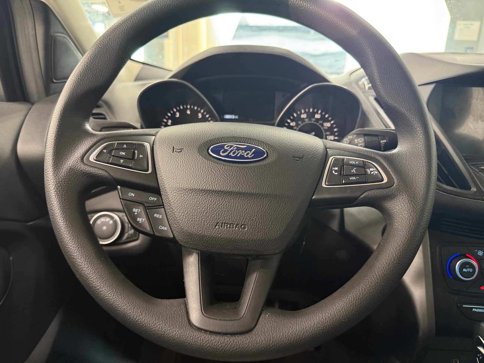 Thumbnail: 2019 Ford Escape - 5