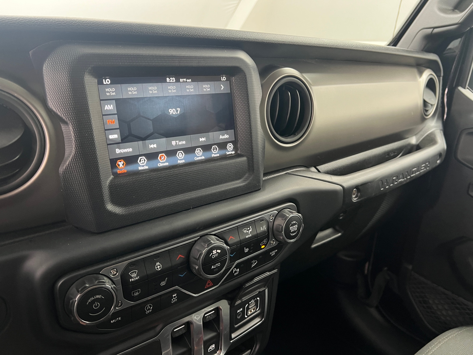 Thumbnail: 2018 Jeep Wrangler - 3