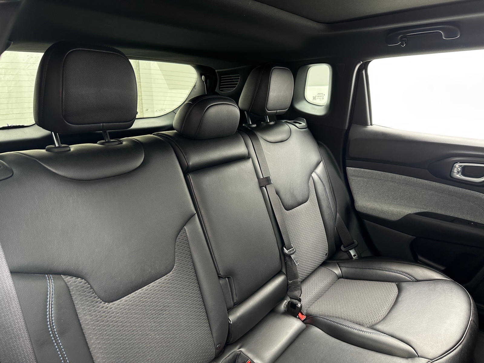 Thumbnail: 2023 Jeep Compass - 6