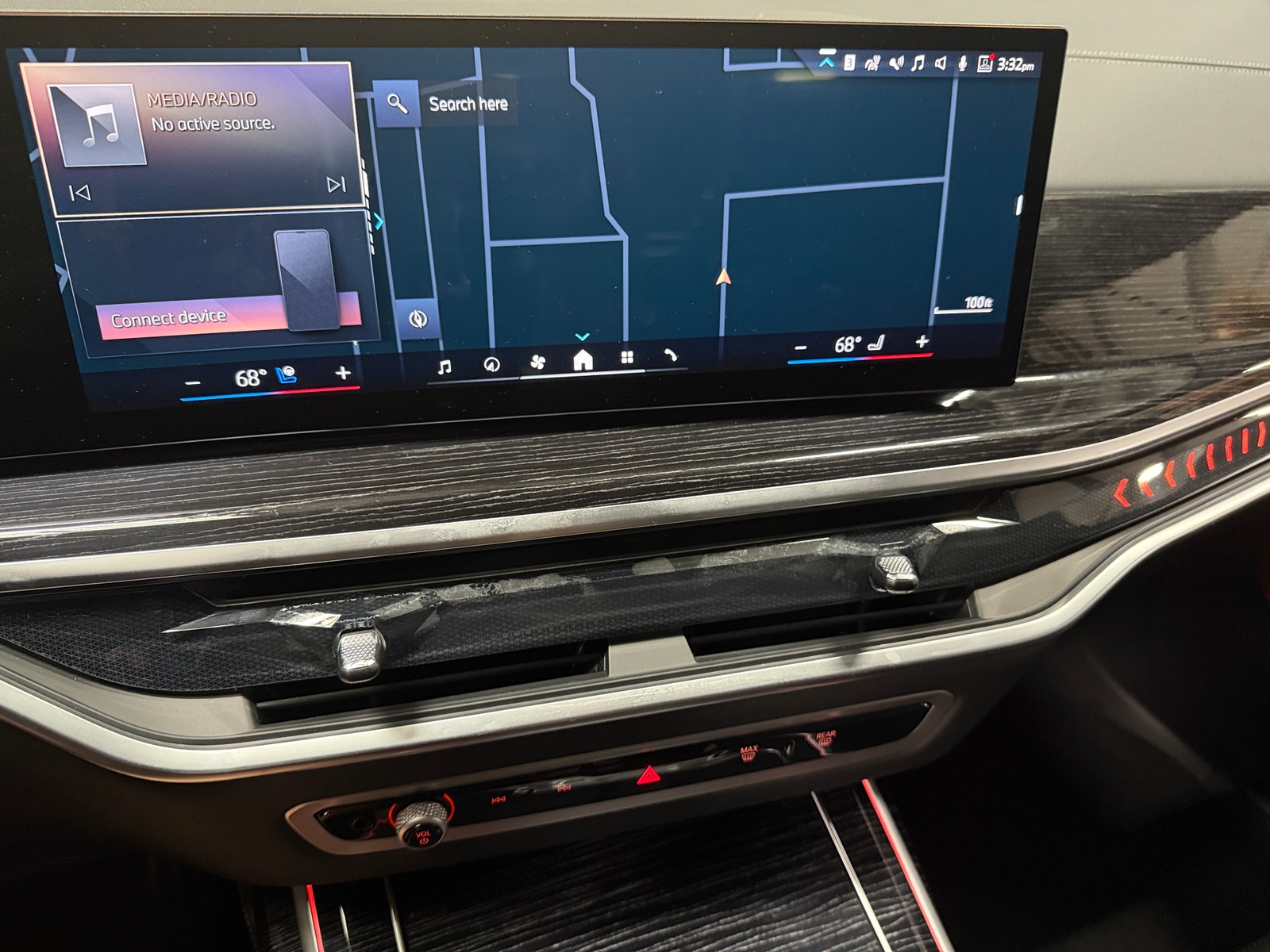 Thumbnail: 2025 BMW X7 - 3