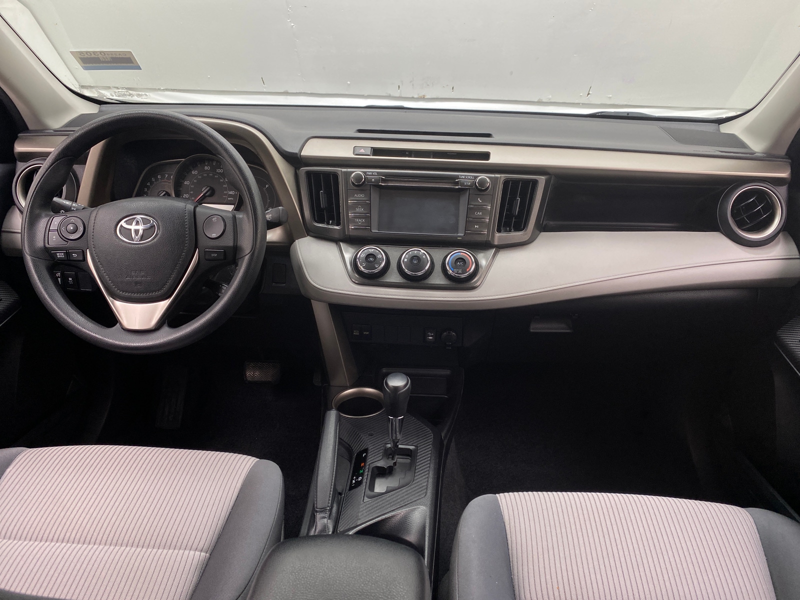 Thumbnail: 2013 Toyota RAV4 - 3