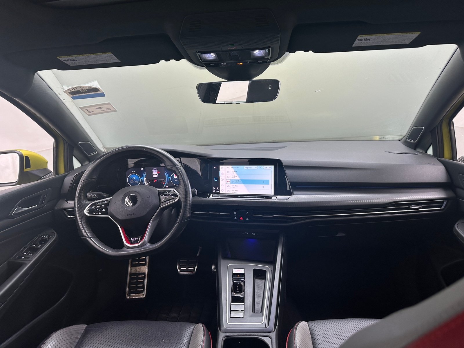 Thumbnail: 2022 Volkswagen Golf - 2