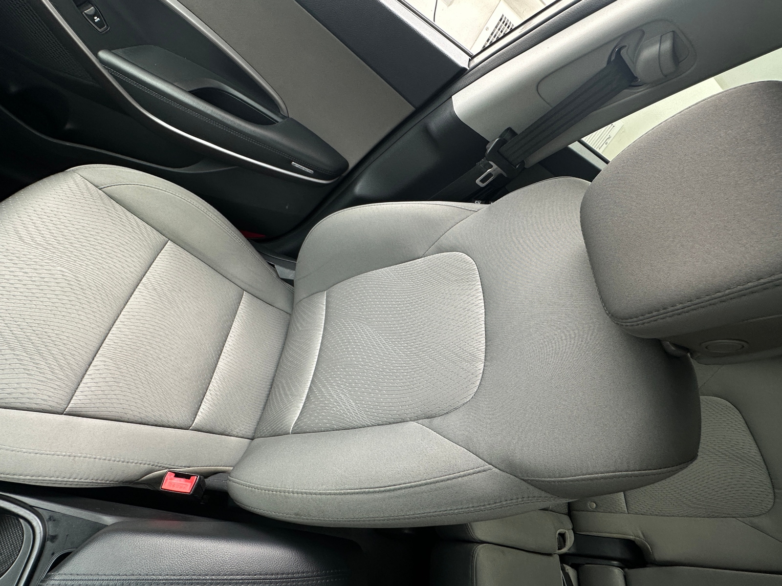 Thumbnail: 2015 Hyundai Santa Fe - 2