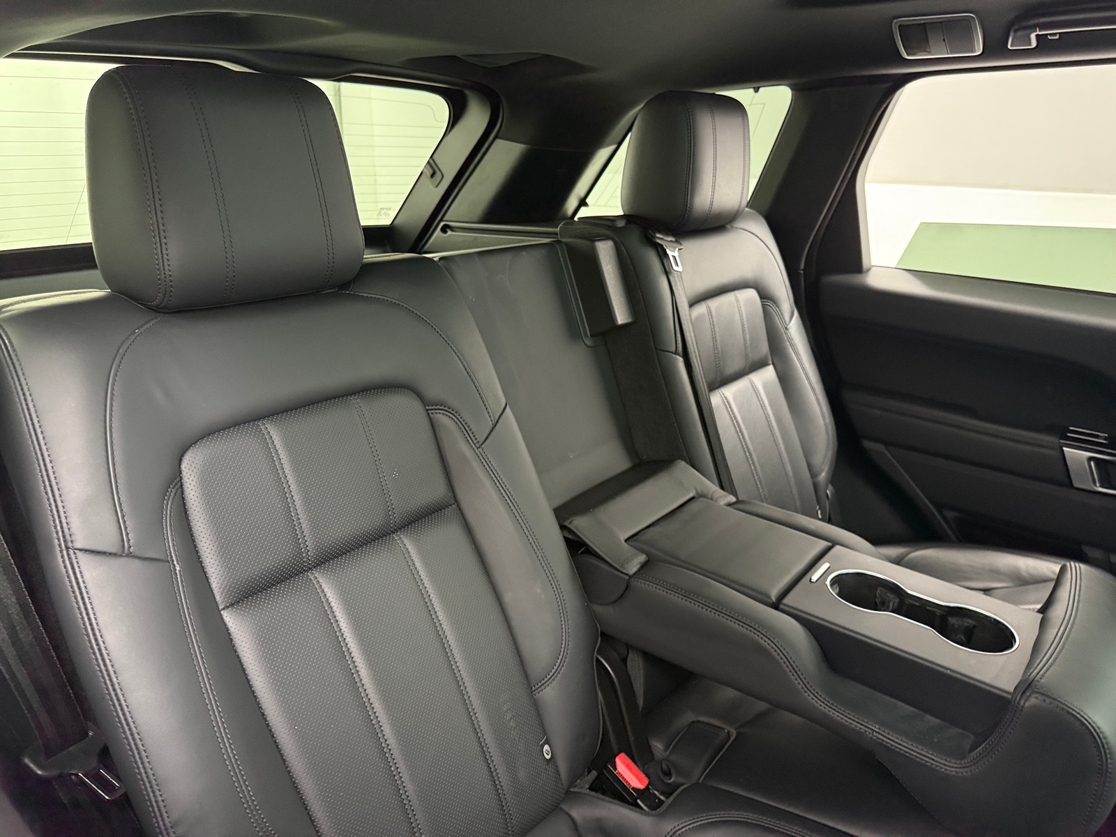 Thumbnail: 2020 Land Rover Range Rover Sport - 5