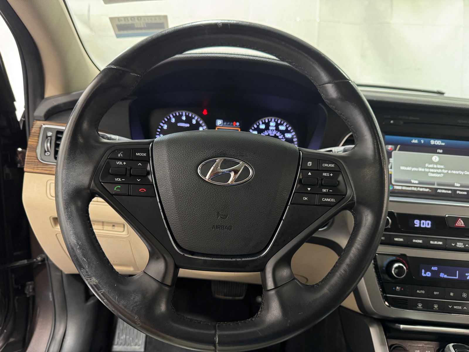 Thumbnail: 2017 Hyundai Sonata - 4