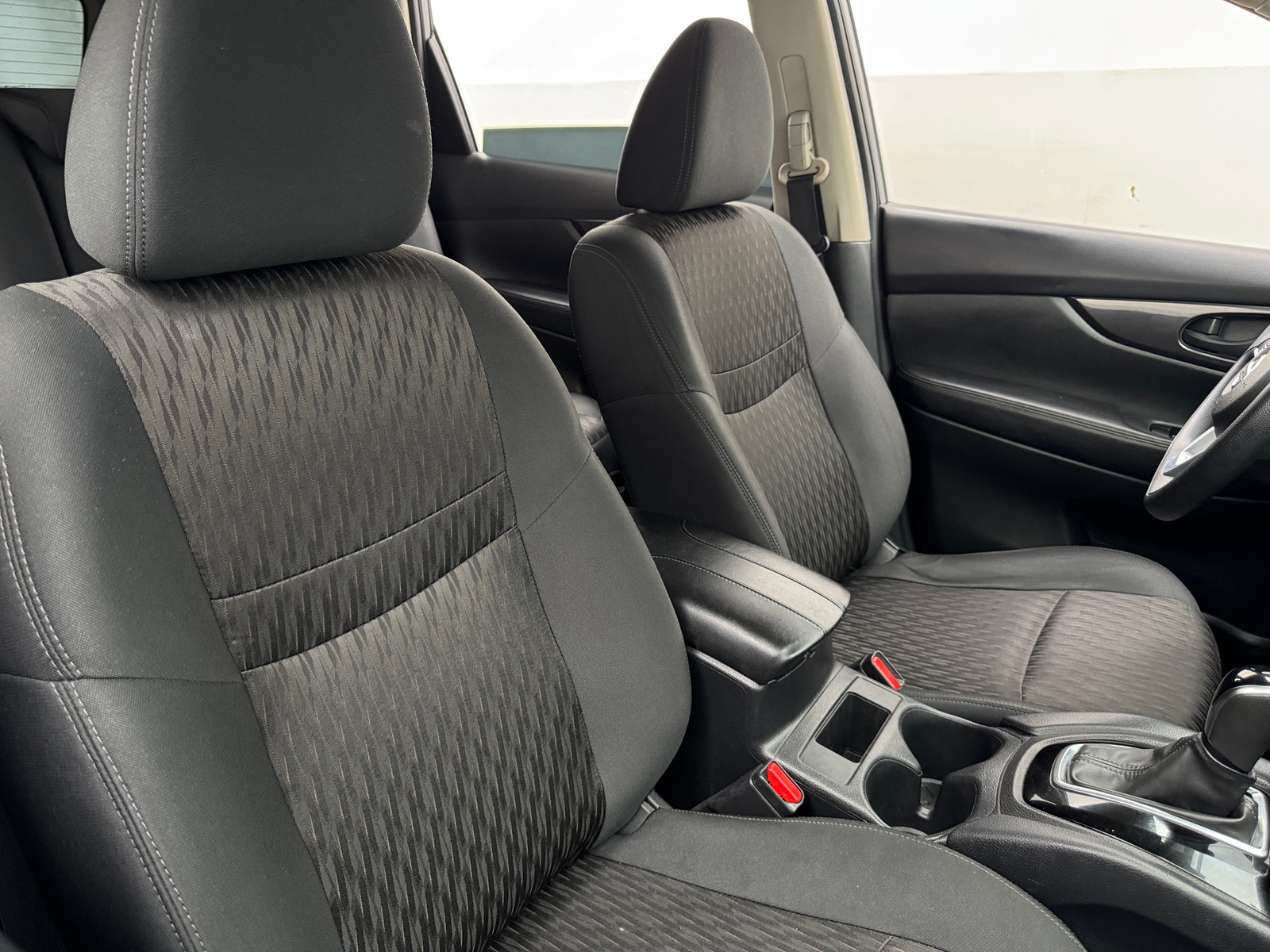 Thumbnail: 2020 Nissan Rogue - 2