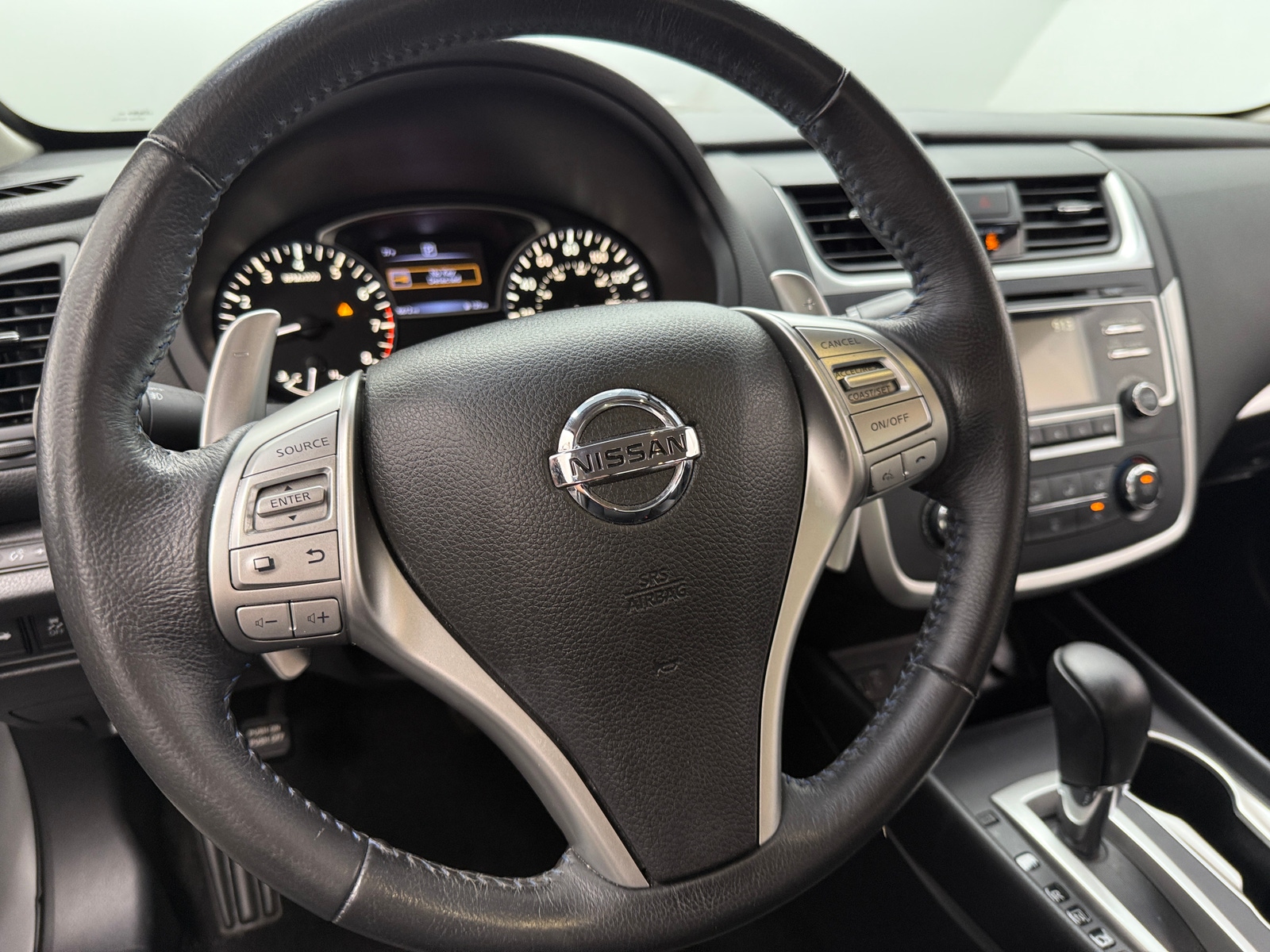 Thumbnail: 2017 Nissan Altima - 5