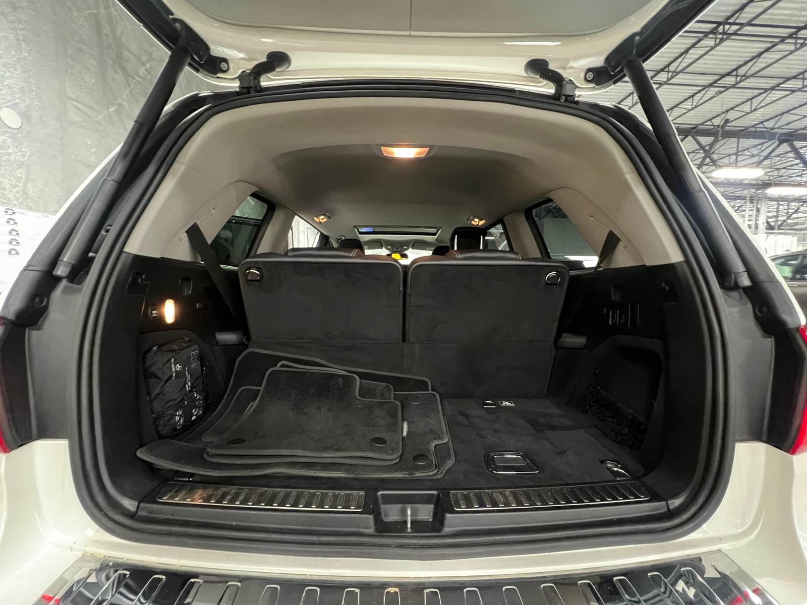 Thumbnail: 2015 Mercedes-Benz GL-Class - 6