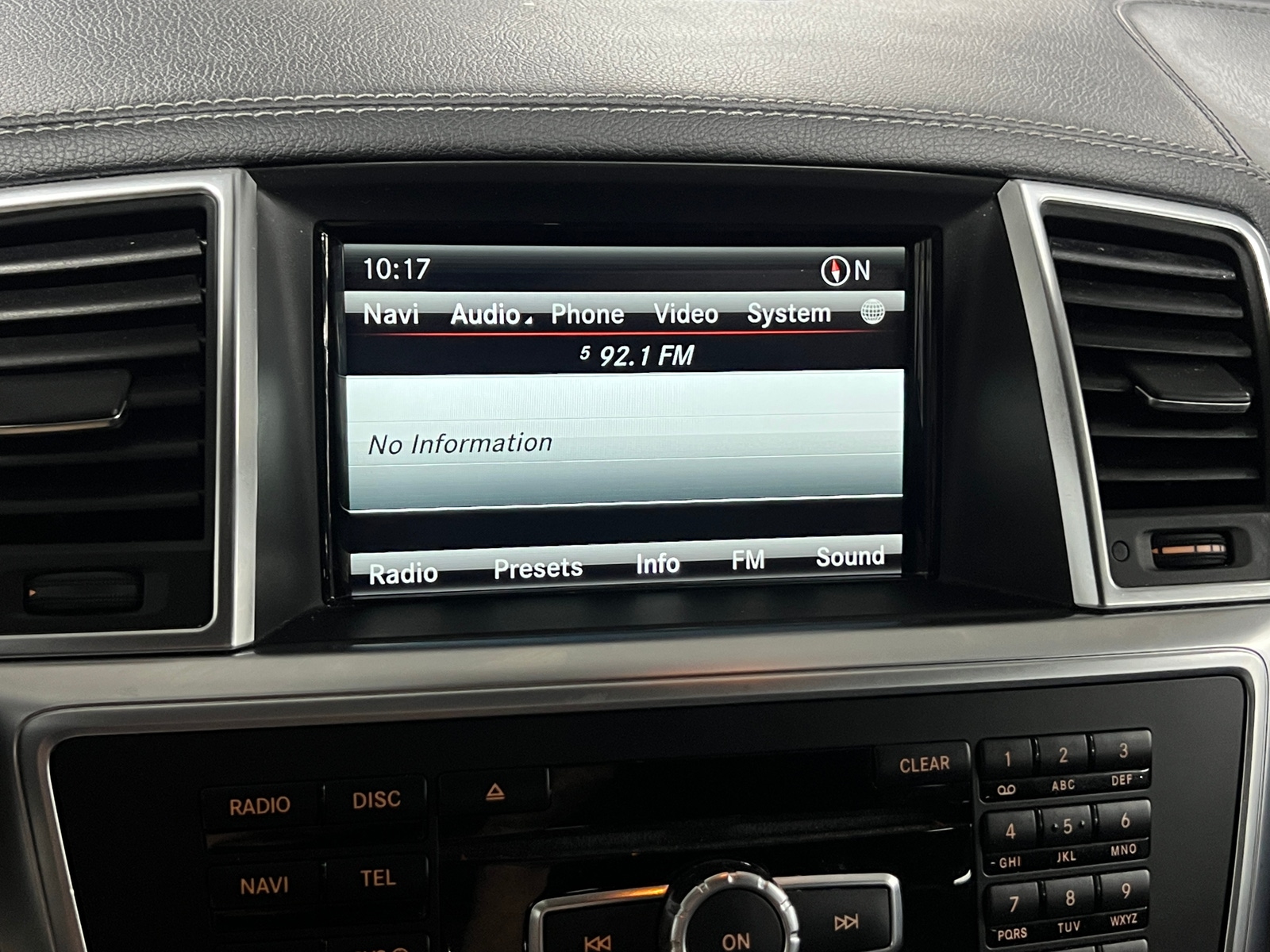 Thumbnail: 2015 Mercedes-Benz GL-Class - 3