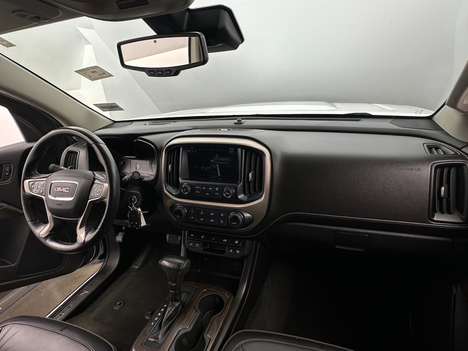 Thumbnail: 2018 GMC Canyon - 2