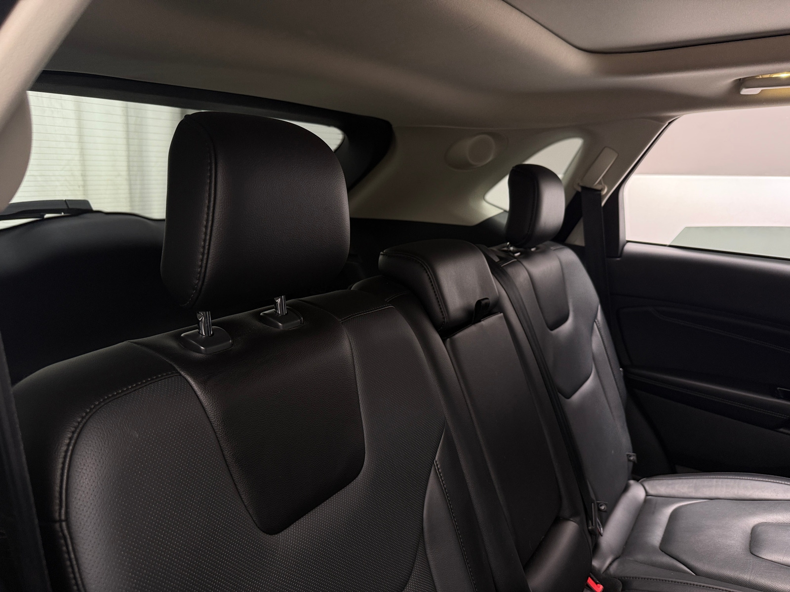 Thumbnail: 2017 Ford Edge - 5