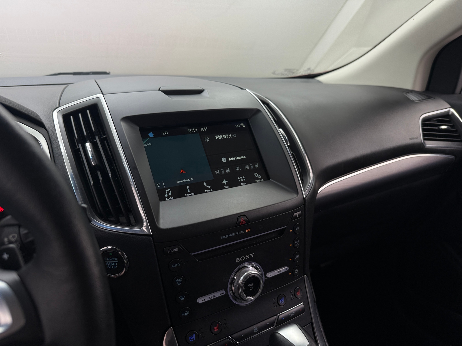 Thumbnail: 2017 Ford Edge - 3