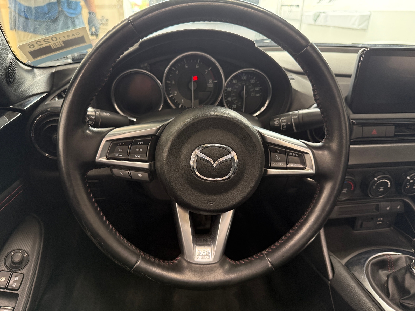 Thumbnail: 2018 Mazda MX-5 Miata - 5