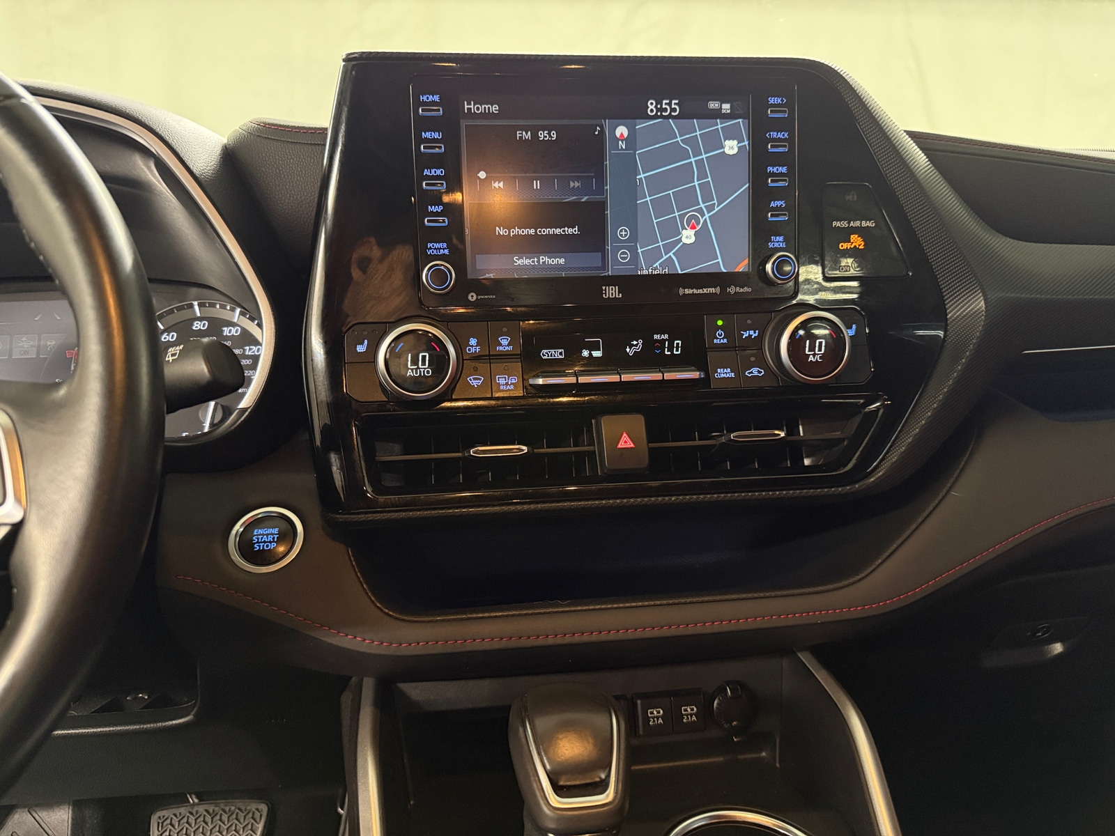 Thumbnail: 2021 Toyota Highlander - 3