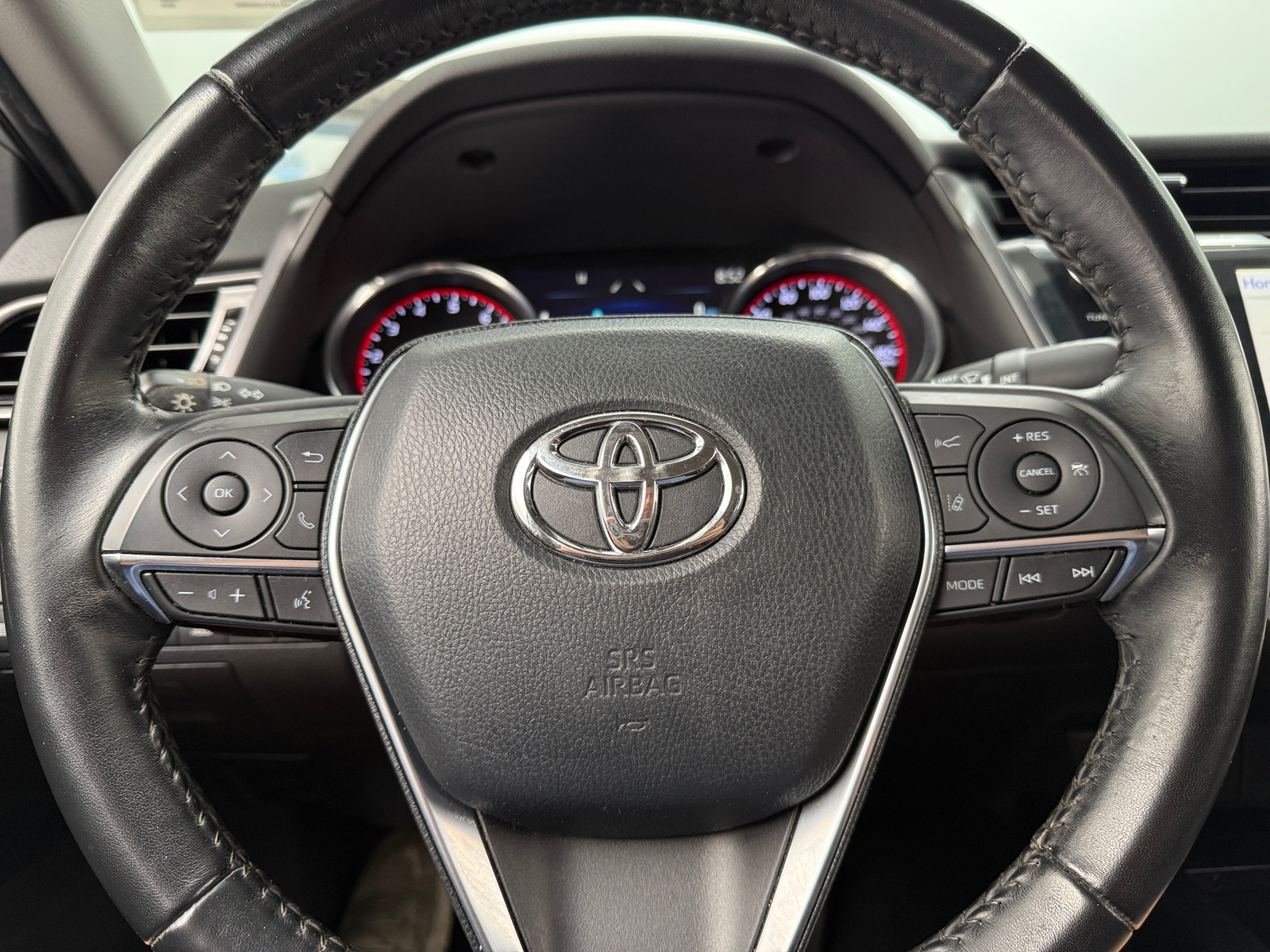 Thumbnail: 2020 Toyota Camry - 4