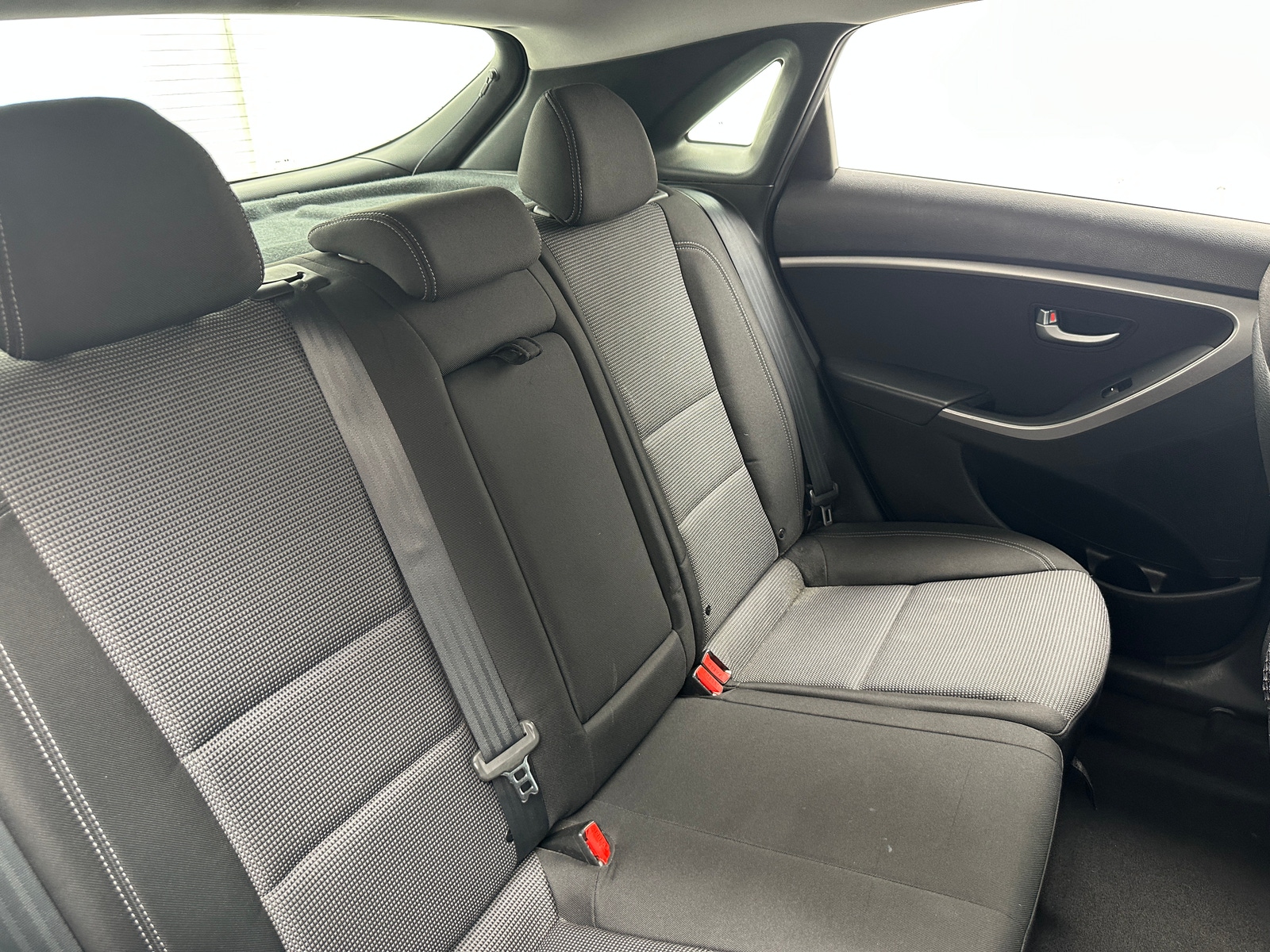 Thumbnail: 2017 Hyundai Elantra - 6