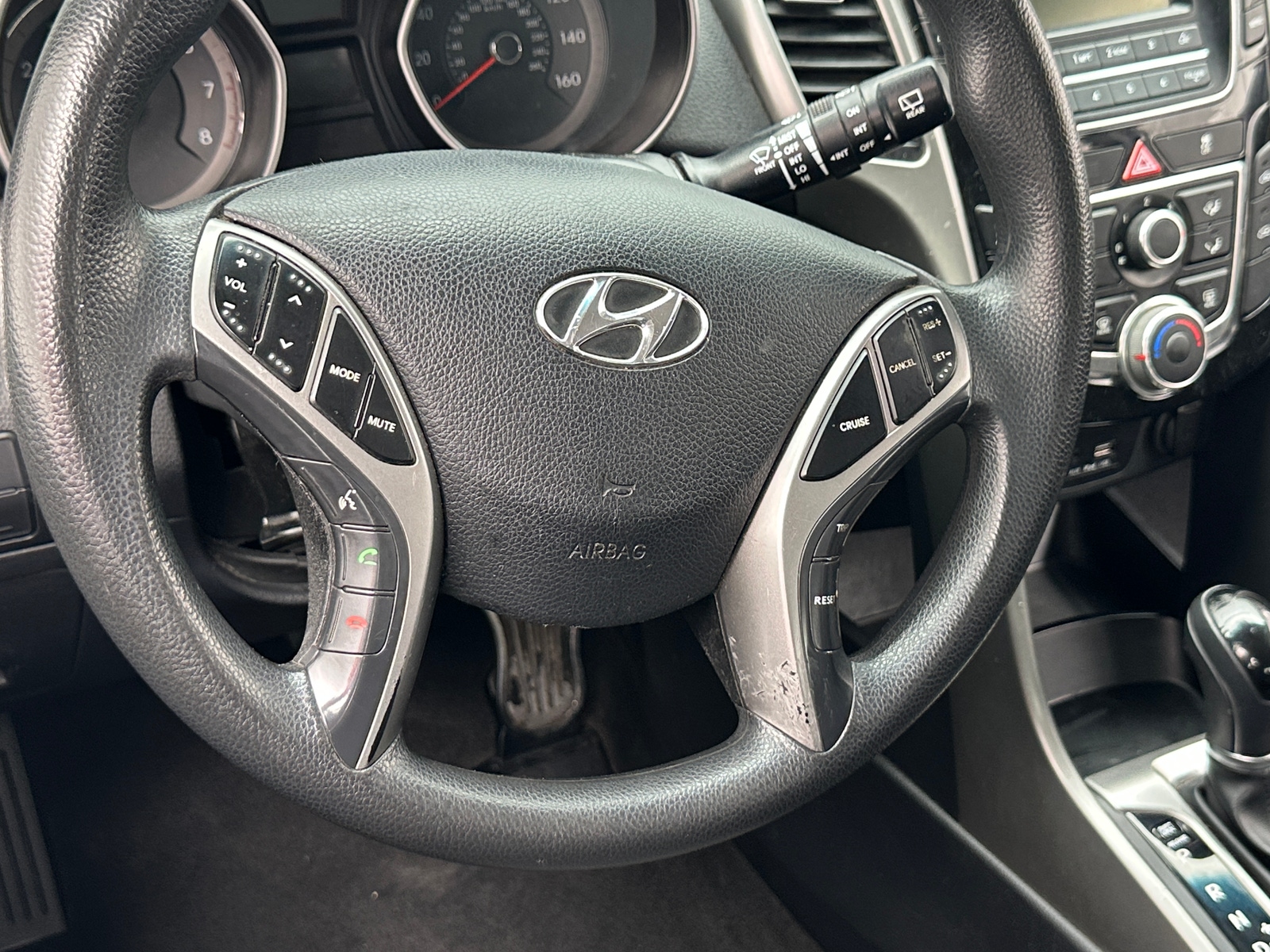 Thumbnail: 2017 Hyundai Elantra - 5