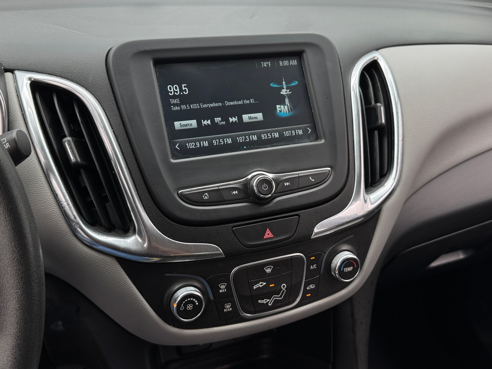 Thumbnail: 2018 Chevrolet Equinox - 4