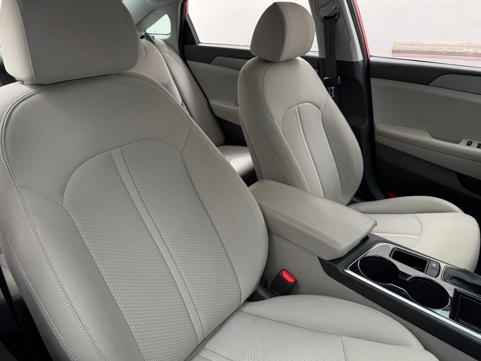Thumbnail: 2019 Hyundai Sonata - 2