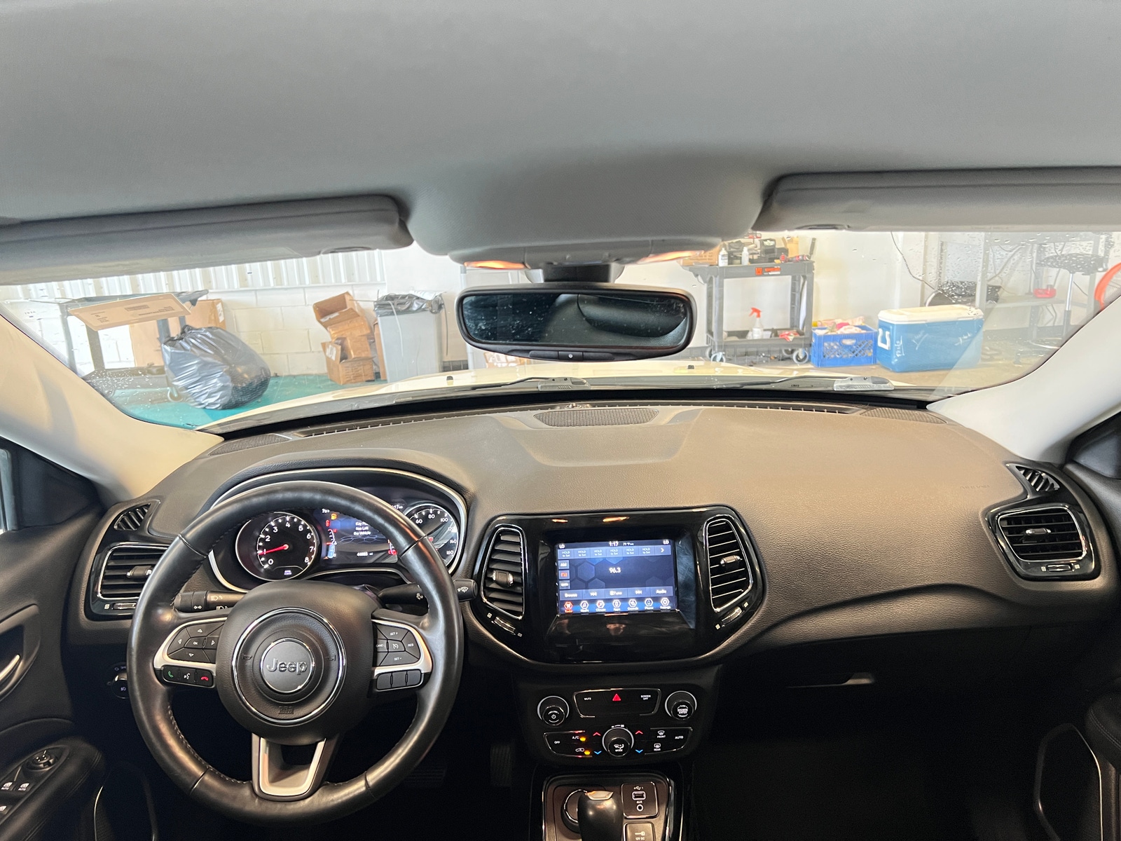 Thumbnail: 2019 Jeep Compass - 3