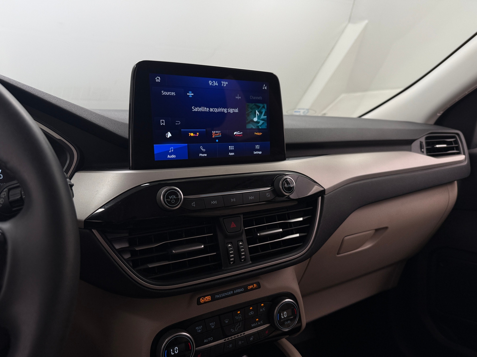 Thumbnail: 2021 Ford Escape - 4