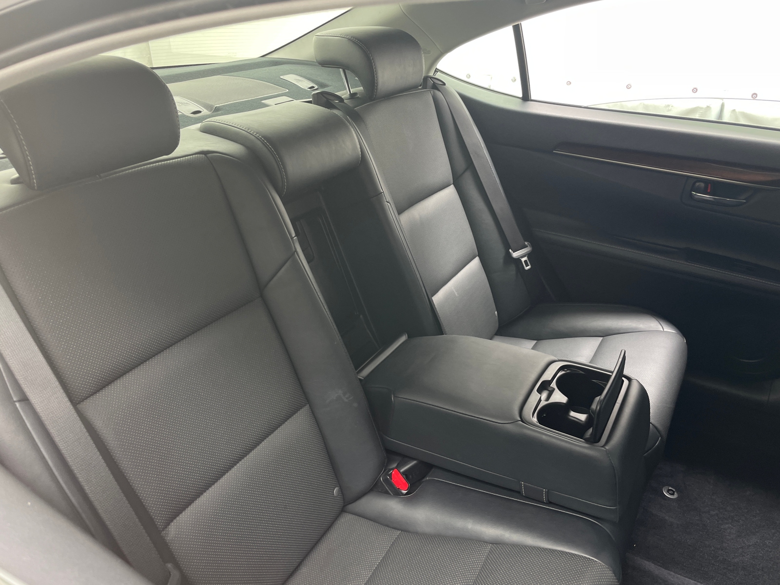 Thumbnail: 2015 Lexus ES - 5