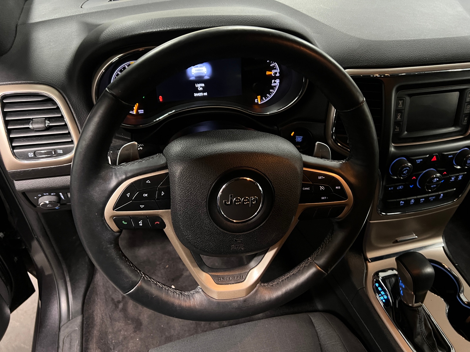 Thumbnail: 2017 Jeep Grand Cherokee - 5